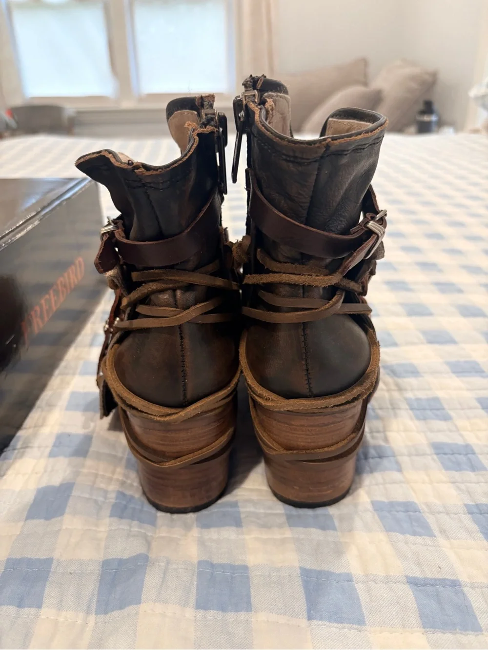 NWT $315 FREEBIRD Crue Grey Multi Buckle Ankle Boots Sz 10